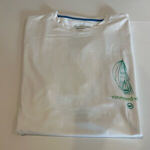 Vineyard Vines White and Green Long Sleeve Tee